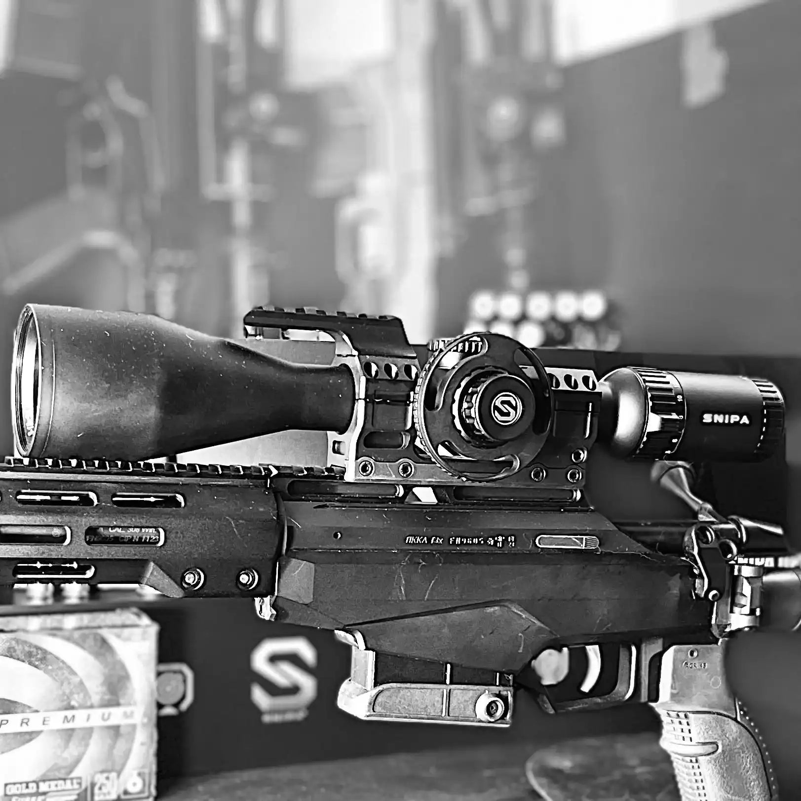 SNIPA POLAR X tactical rifle scope mounted on a rifle with illuminated reticle, 30mm tube. TUTT
