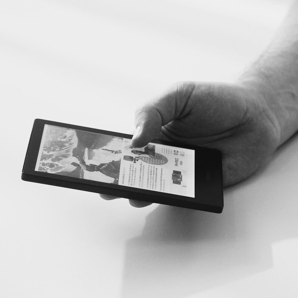 TUTT 6” eReader 64GB with Touchscreen | Dual Front Light E-Ink + Protective Case E5